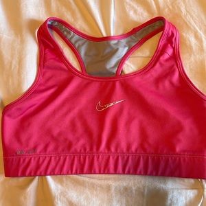 Nike swoosh sports bra M